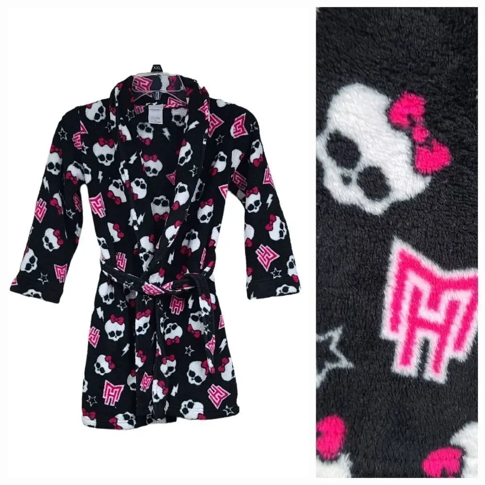 Monster High Girls MH Bathrobe Faux Fur Black/Pink Plush Fleece Robe Skull Bow